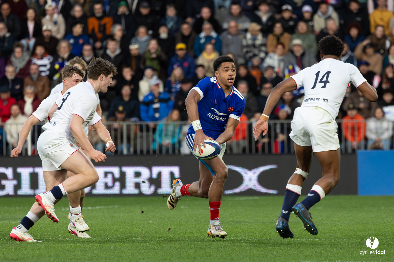 Grand chelem du XV de France U20 dans le tournoi des 6 nations après la victoire 31-28 contre l'Angleterre au Stade Marcel Deflandre de La Rochelle