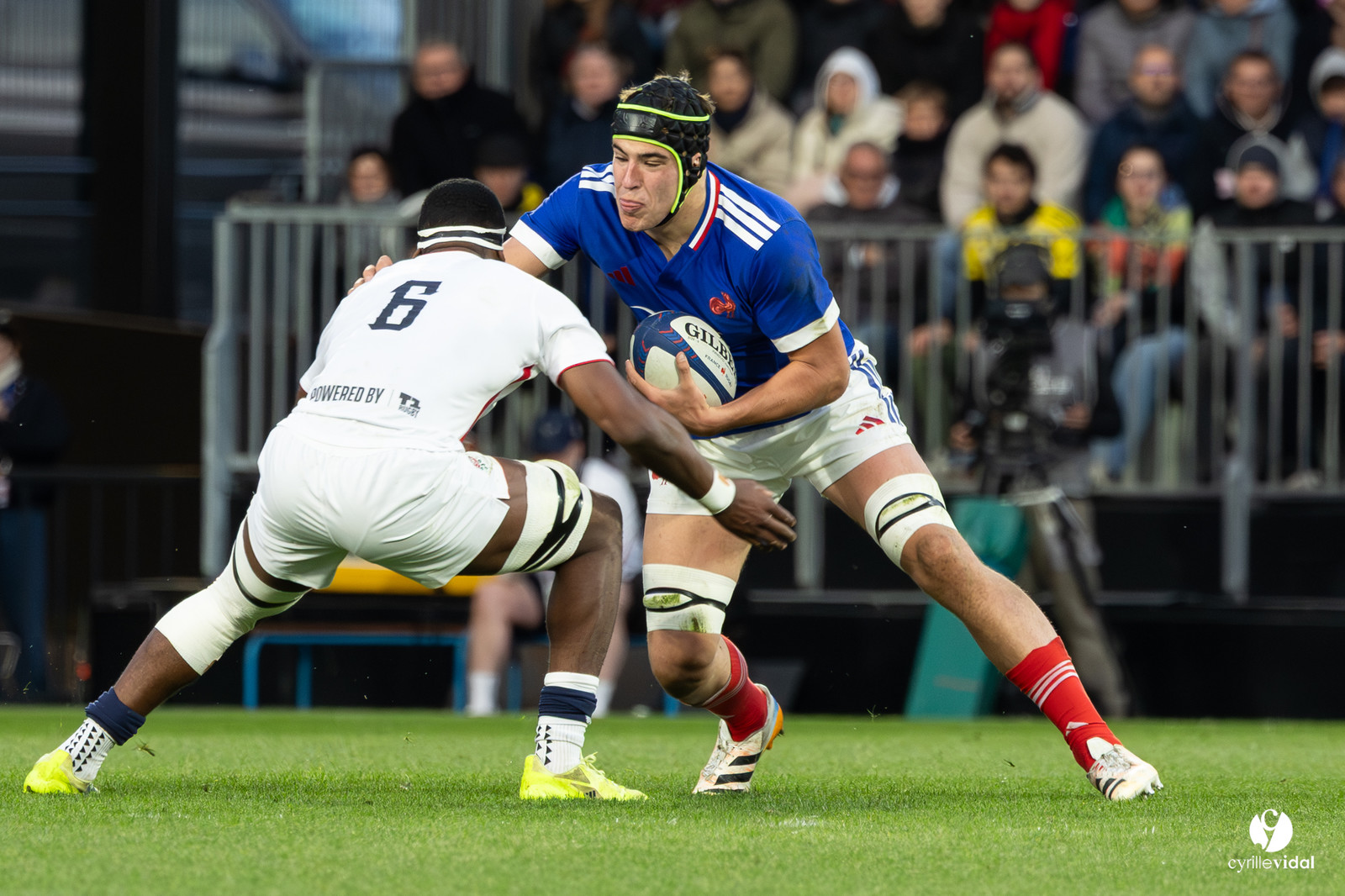 Grand chelem du XV de France U20 dans le tournoi des 6 nations après la victoire 31-28 contre l'Angleterre au Stade Marcel Deflandre de La Rochelle
