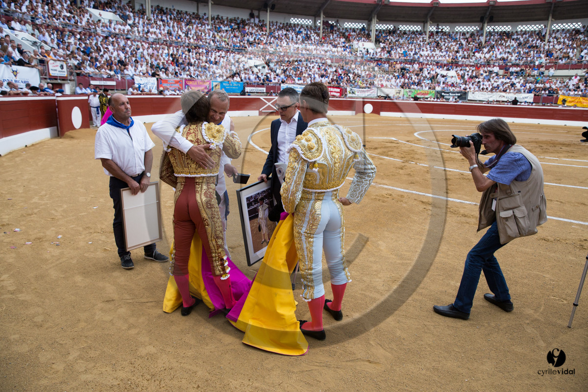 Mont-de-Marsan corrida de Garcigrande pour El Juli et Juan Bautista Mont-de-Marsan corrida de Garcigrande pour El Juli et Juan Bautista