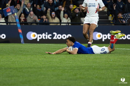 Grand chelem du XV de France U20 dans le tournoi des 6 nations après la victoire 31-28 contre l'Angleterre au Stade Marcel Deflandre de La Rochelle