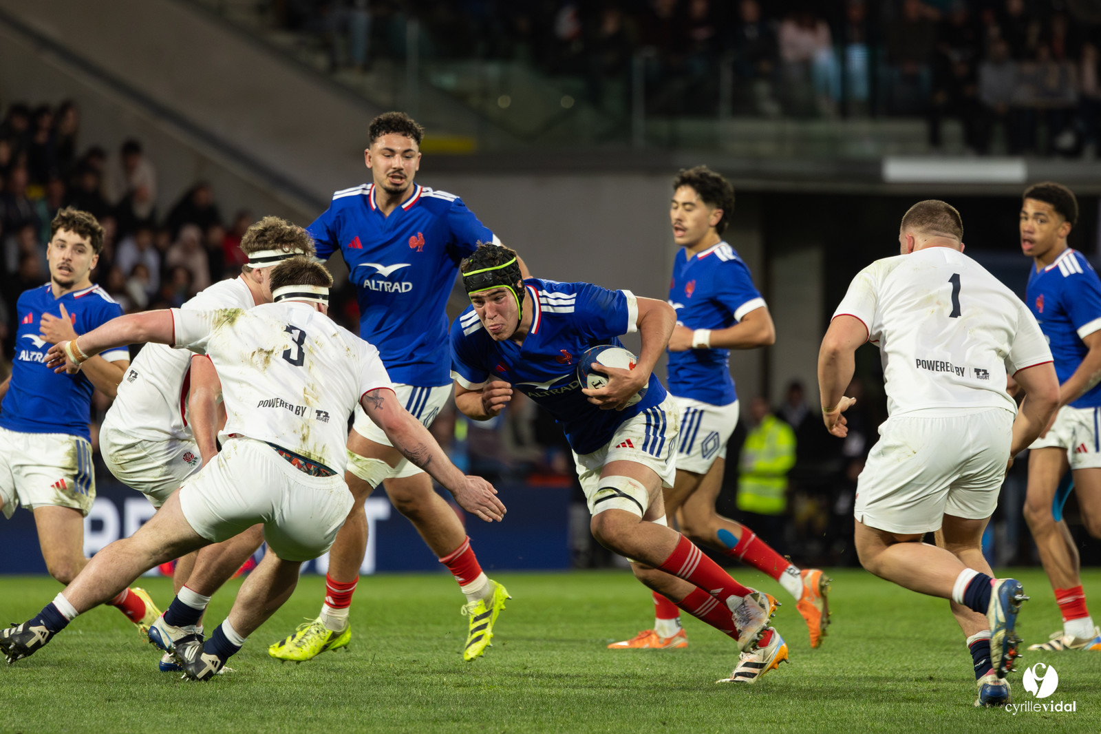 Grand chelem du XV de France U20 dans le tournoi des 6 nations après la victoire 31-28 contre l'Angleterre au Stade Marcel Deflandre de La Rochelle