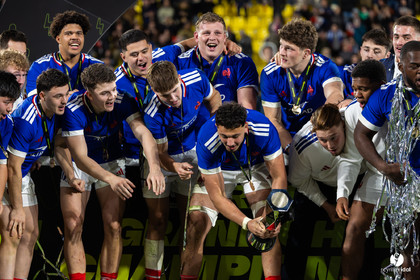 Grand chelem du XV de France U20 dans le tournoi des 6 nations après la victoire 31-28 contre l'Angleterre au Stade Marcel Deflandre de La Rochelle