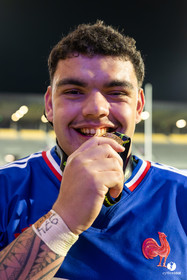 Grand chelem du XV de France U20 dans le tournoi des 6 nations après la victoire 31-28 contre l'Angleterre au Stade Marcel Deflandre de La Rochelle