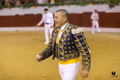 Aire sur l'Adour course landaise génération Aturine