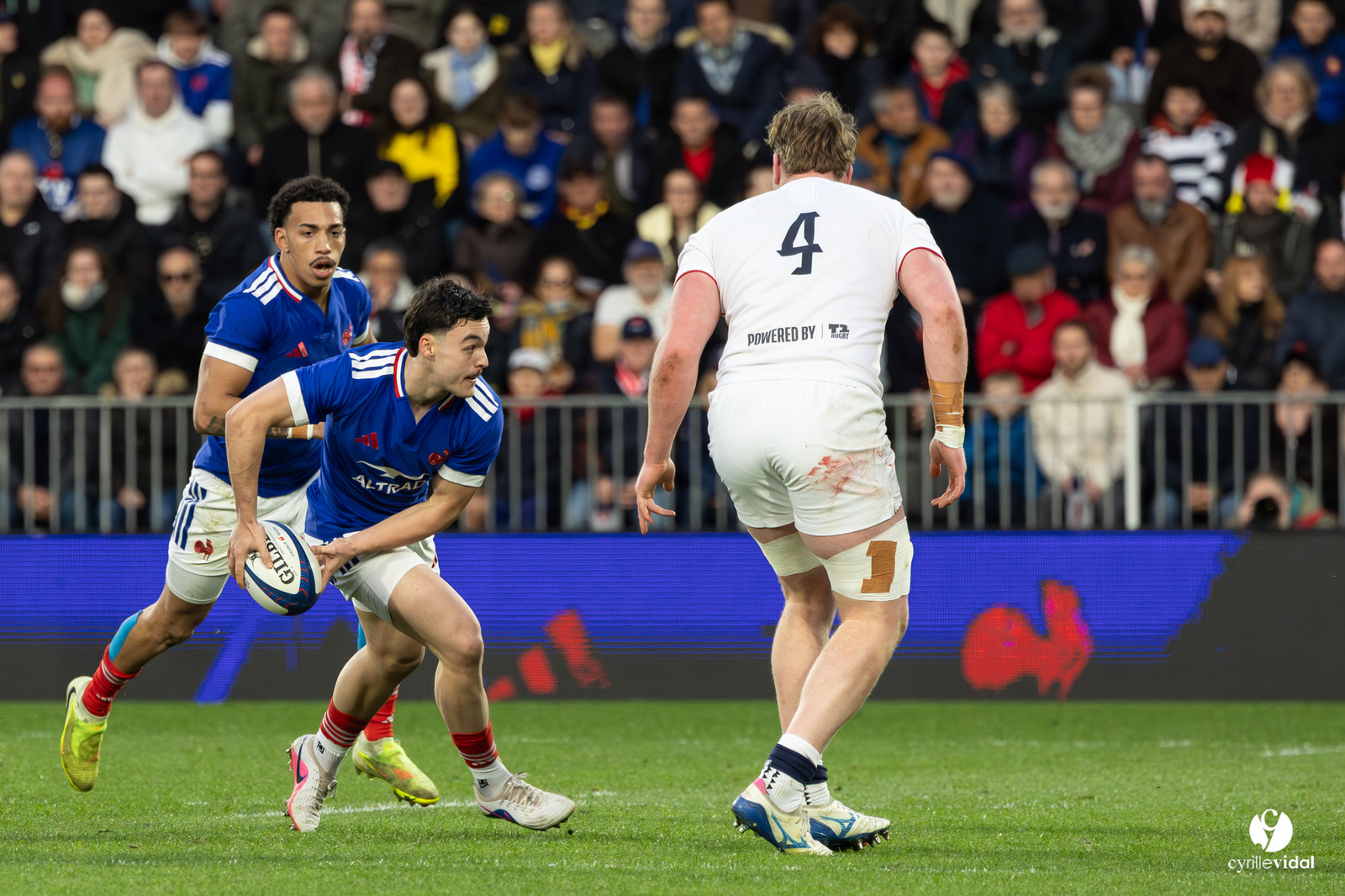 Grand chelem du XV de France U20 dans le tournoi des 6 nations après la victoire 31-28 contre l'Angleterre au Stade Marcel Deflandre de La Rochelle