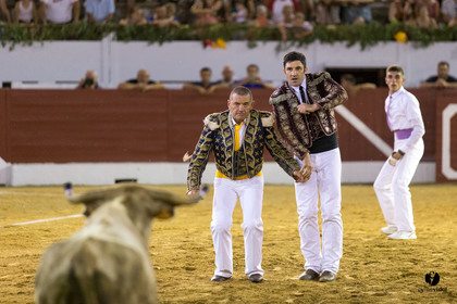 Aire sur l'Adour course landaise génération Aturine