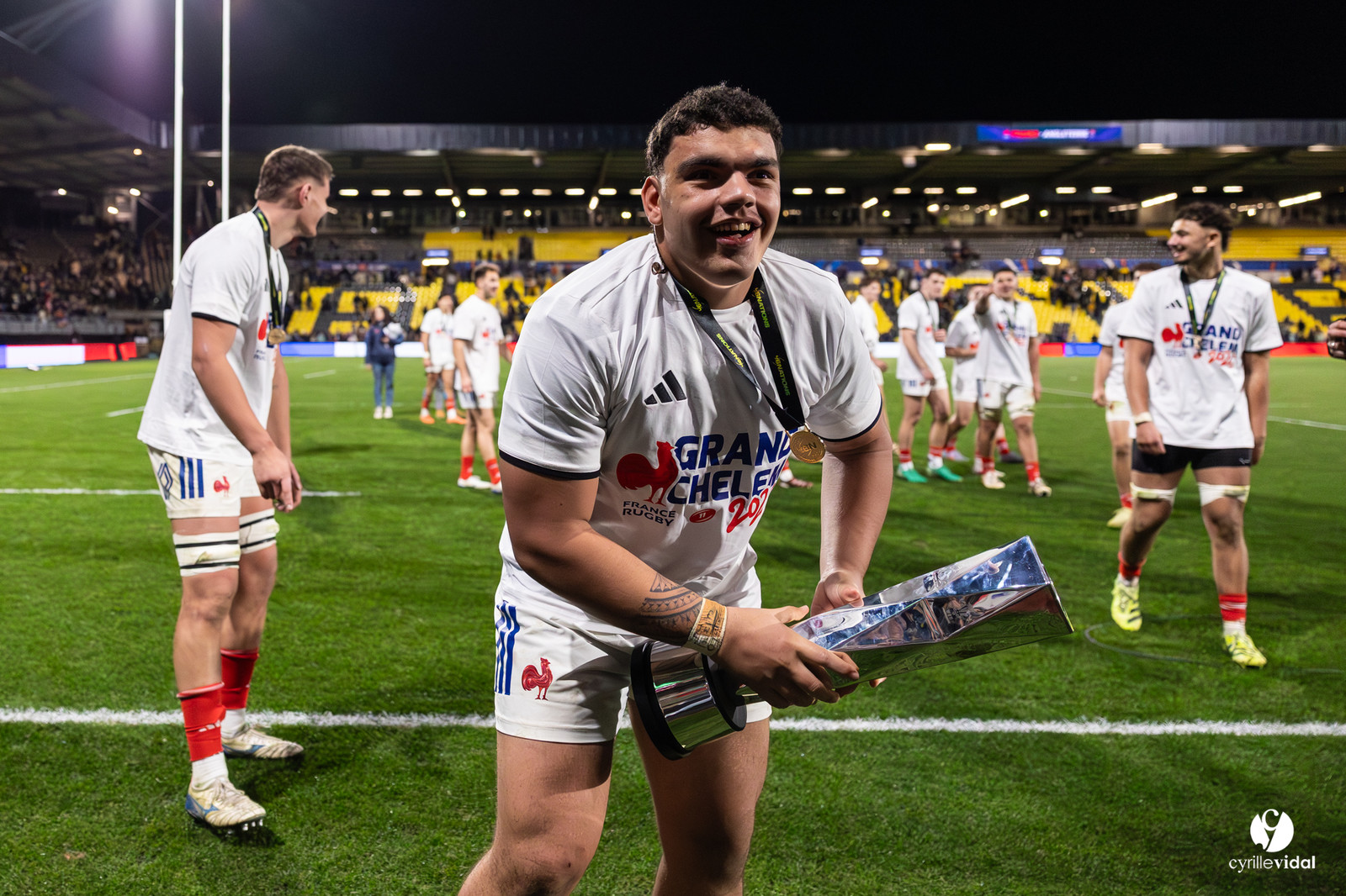 Grand chelem du XV de France U20 dans le tournoi des 6 nations après la victoire 31-28 contre l'Angleterre au Stade Marcel Deflandre de La Rochelle