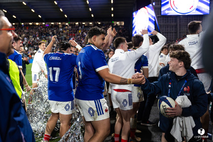 Grand chelem du XV de France U20 dans le tournoi des 6 nations après la victoire 31-28 contre l'Angleterre au Stade Marcel Deflandre de La Rochelle