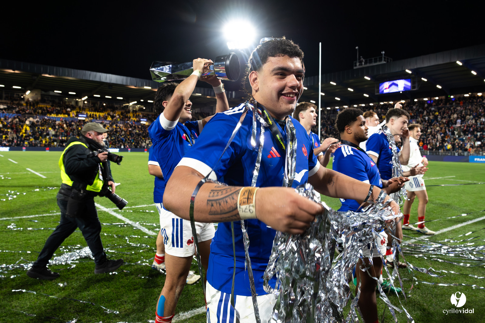 Grand chelem du XV de France U20 dans le tournoi des 6 nations après la victoire 31-28 contre l'Angleterre au Stade Marcel Deflandre de La Rochelle