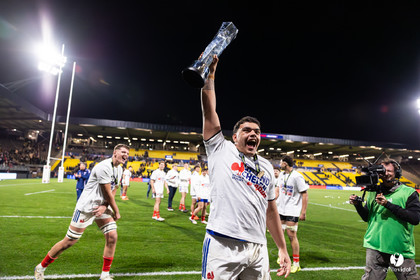 Grand chelem du XV de France U20 dans le tournoi des 6 nations après la victoire 31-28 contre l'Angleterre au Stade Marcel Deflandre de La Rochelle