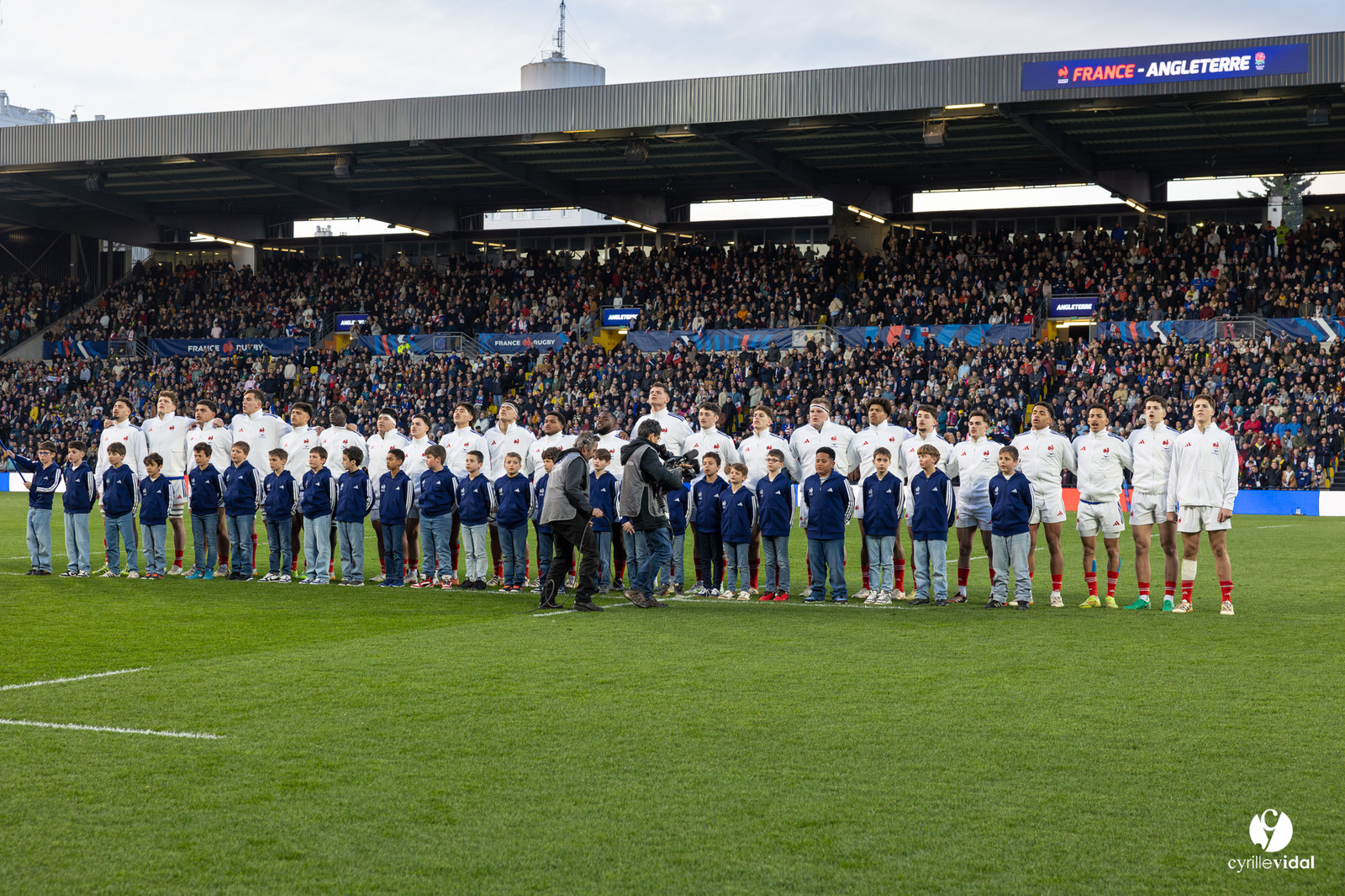 Grand chelem du XV de France U20 dans le tournoi des 6 nations après la victoire 31-28 contre l'Angleterre au Stade Marcel Deflandre de La Rochelle