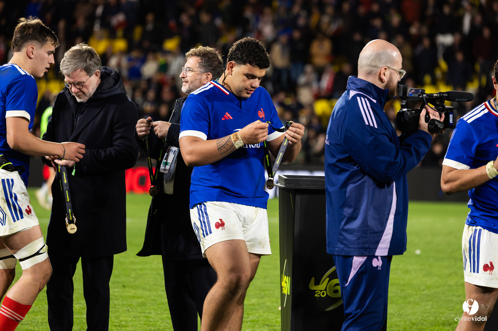 Grand chelem du XV de France U20 dans le tournoi des 6 nations après la victoire 31-28 contre l'Angleterre au Stade Marcel Deflandre de La Rochelle