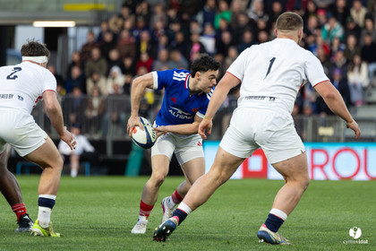 Grand chelem du XV de France U20 dans le tournoi des 6 nations après la victoire 31-28 contre l'Angleterre au Stade Marcel Deflandre de La Rochelle