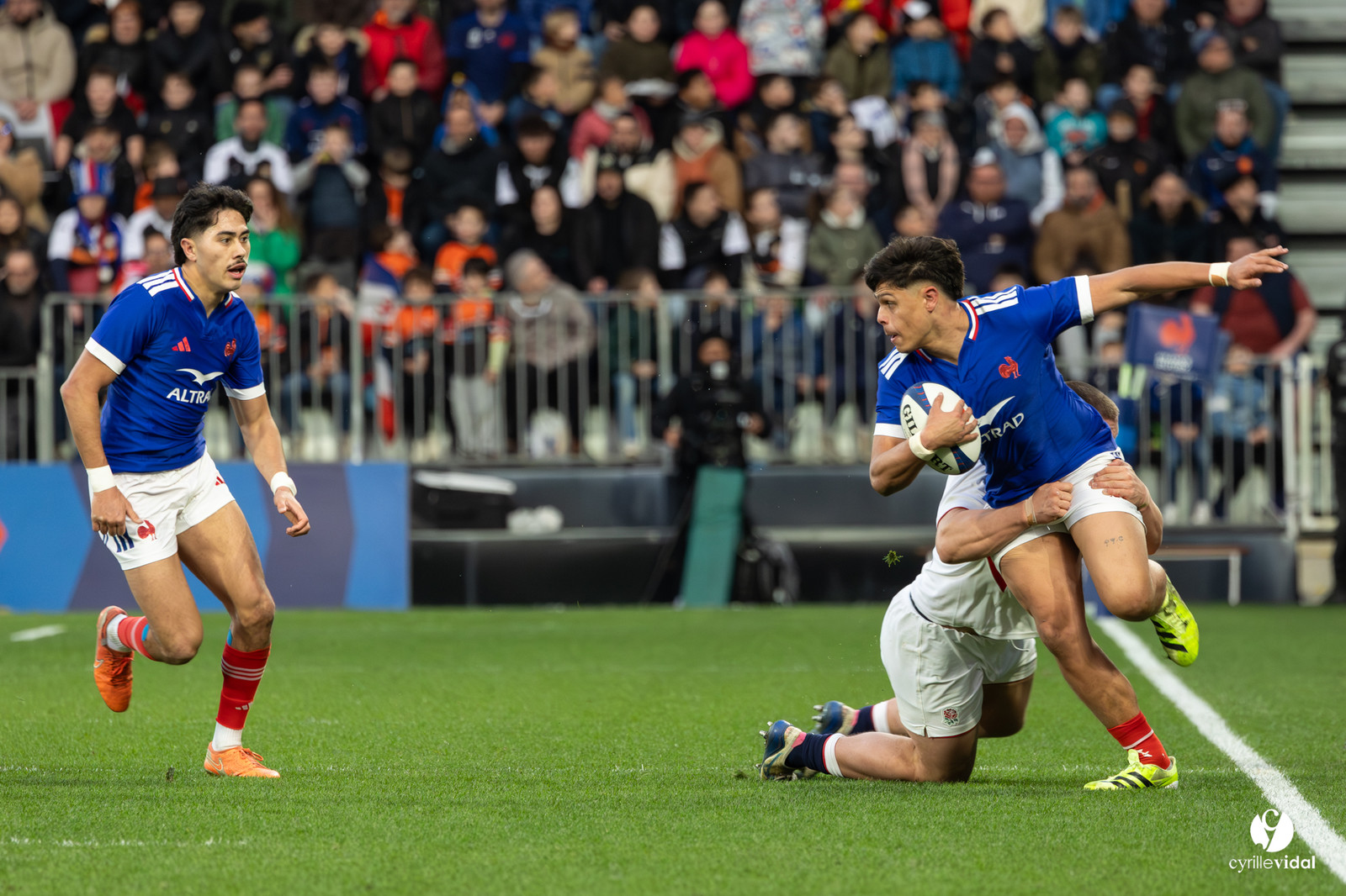Grand chelem du XV de France U20 dans le tournoi des 6 nations après la victoire 31-28 contre l'Angleterre au Stade Marcel Deflandre de La Rochelle