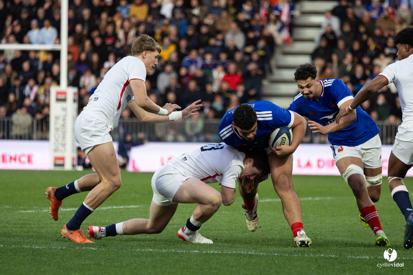 Grand chelem du XV de France U20 dans le tournoi des 6 nations après la victoire 31-28 contre l'Angleterre au Stade Marcel Deflandre de La Rochelle