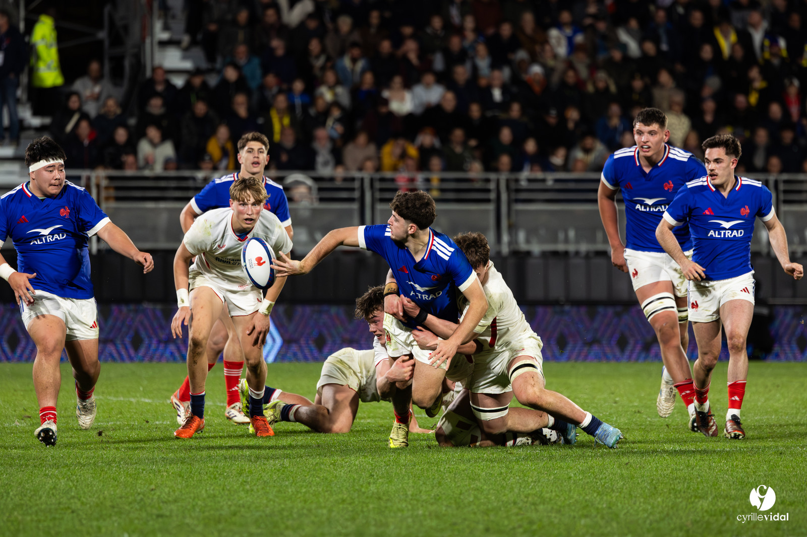 Grand chelem du XV de France U20 dans le tournoi des 6 nations après la victoire 31-28 contre l'Angleterre au Stade Marcel Deflandre de La Rochelle