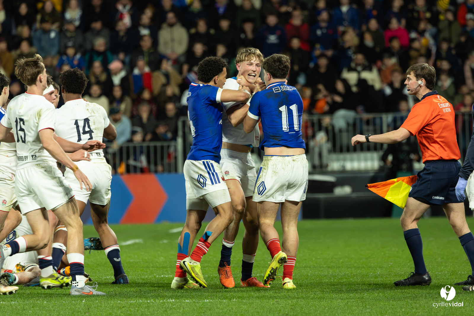Grand chelem du XV de France U20 dans le tournoi des 6 nations après la victoire 31-28 contre l'Angleterre au Stade Marcel Deflandre de La Rochelle