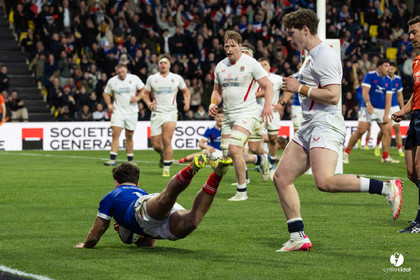Grand chelem du XV de France U20 dans le tournoi des 6 nations après la victoire 31-28 contre l'Angleterre au Stade Marcel Deflandre de La Rochelle