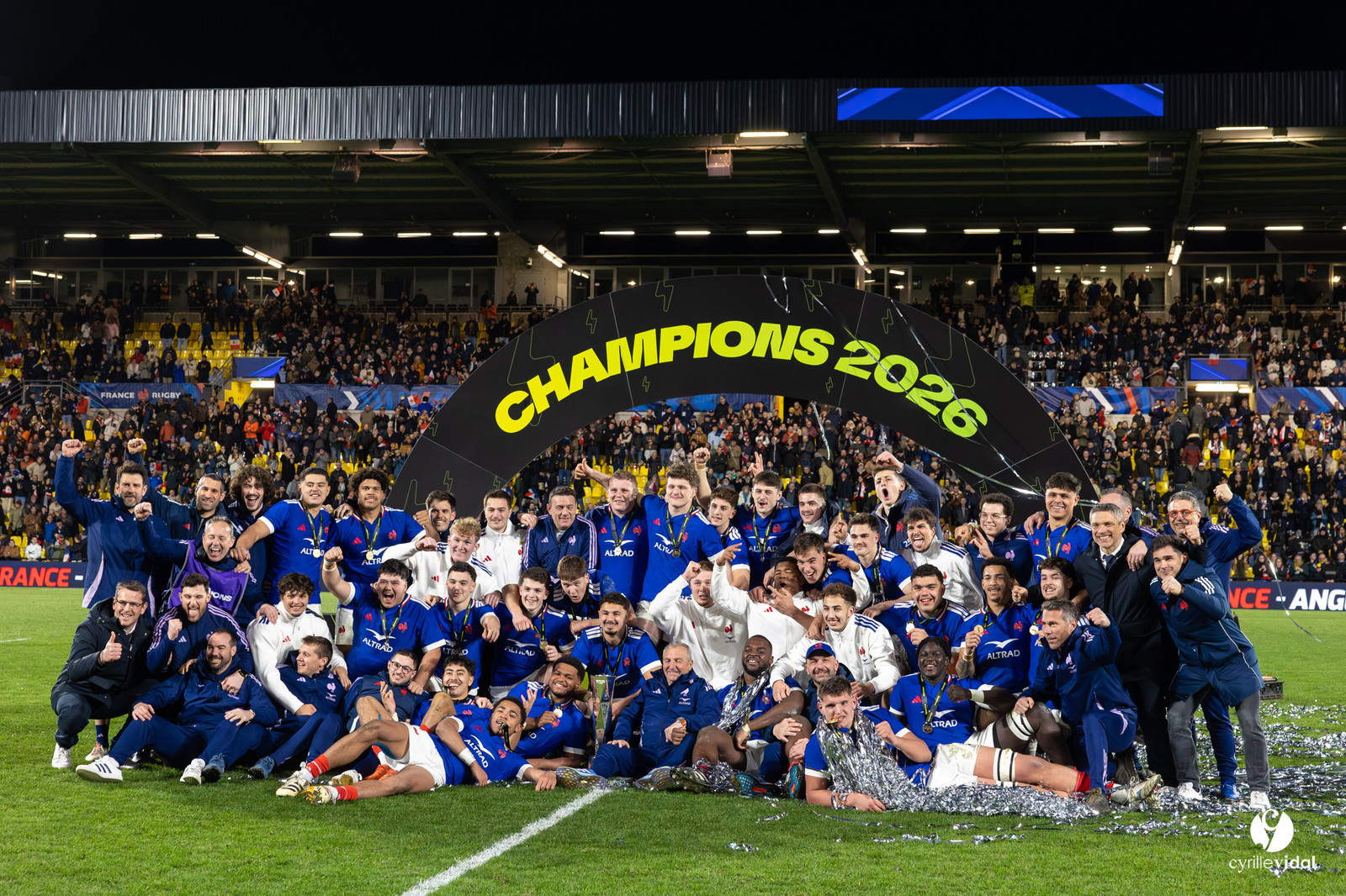 Grand chelem du XV de France U20 dans le tournoi des 6 nations après la victoire 31-28 contre l'Angleterre au Stade Marcel Deflandre de La Rochelle