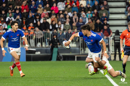 Grand chelem du XV de France U20 dans le tournoi des 6 nations après la victoire 31-28 contre l'Angleterre au Stade Marcel Deflandre de La Rochelle