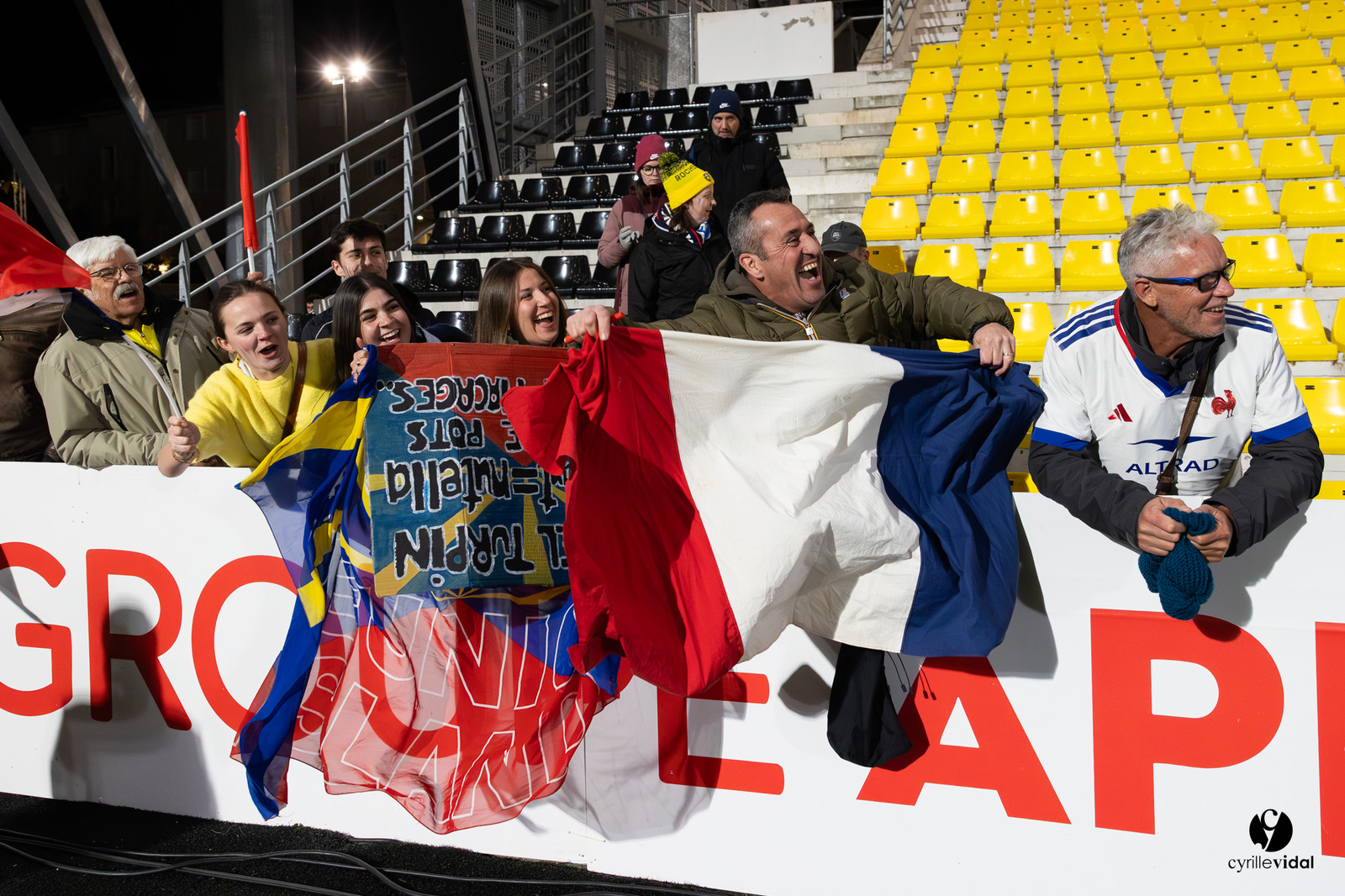 Grand chelem du XV de France U20 dans le tournoi des 6 nations après la victoire 31-28 contre l'Angleterre au Stade Marcel Deflandre de La Rochelle