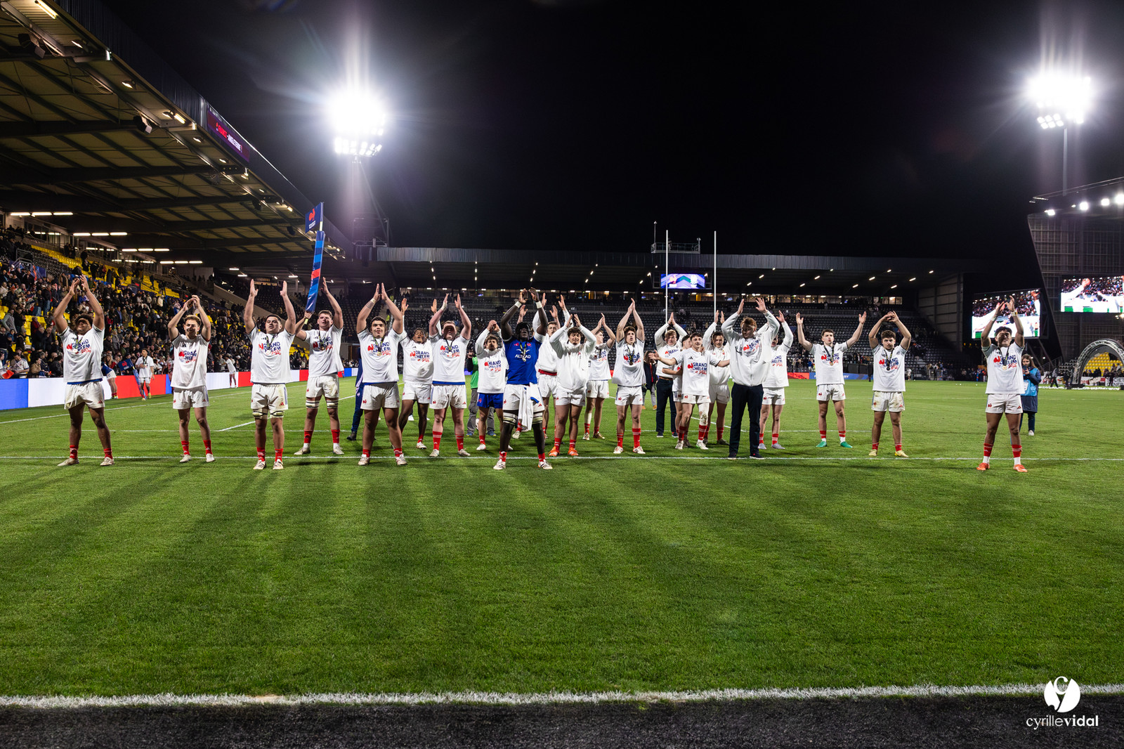 Grand chelem du XV de France U20 dans le tournoi des 6 nations après la victoire 31-28 contre l'Angleterre au Stade Marcel Deflandre de La Rochelle