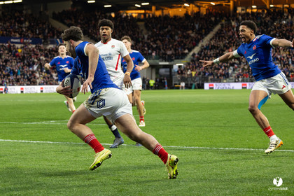 Grand chelem du XV de France U20 dans le tournoi des 6 nations après la victoire 31-28 contre l'Angleterre au Stade Marcel Deflandre de La Rochelle