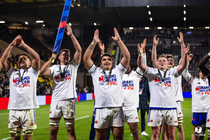 Grand chelem du XV de France U20 dans le tournoi des 6 nations après la victoire 31-28 contre l'Angleterre au Stade Marcel Deflandre de La Rochelle