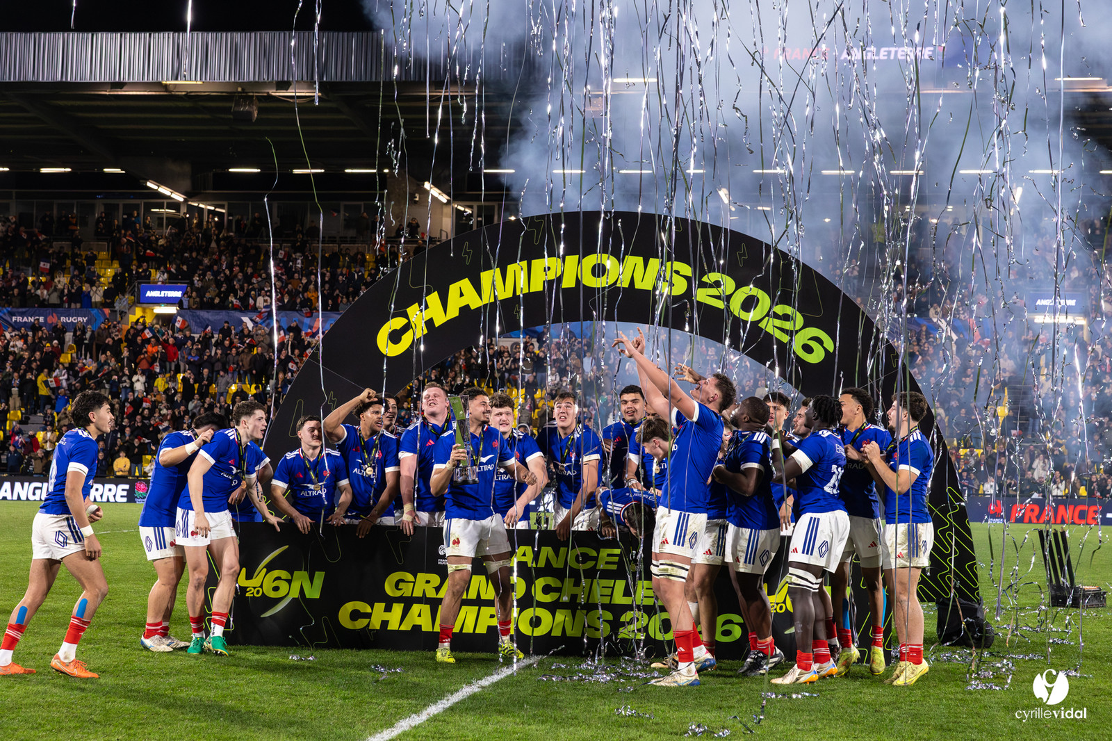 Grand chelem du XV de France U20 dans le tournoi des 6 nations après la victoire 31-28 contre l'Angleterre au Stade Marcel Deflandre de La Rochelle
