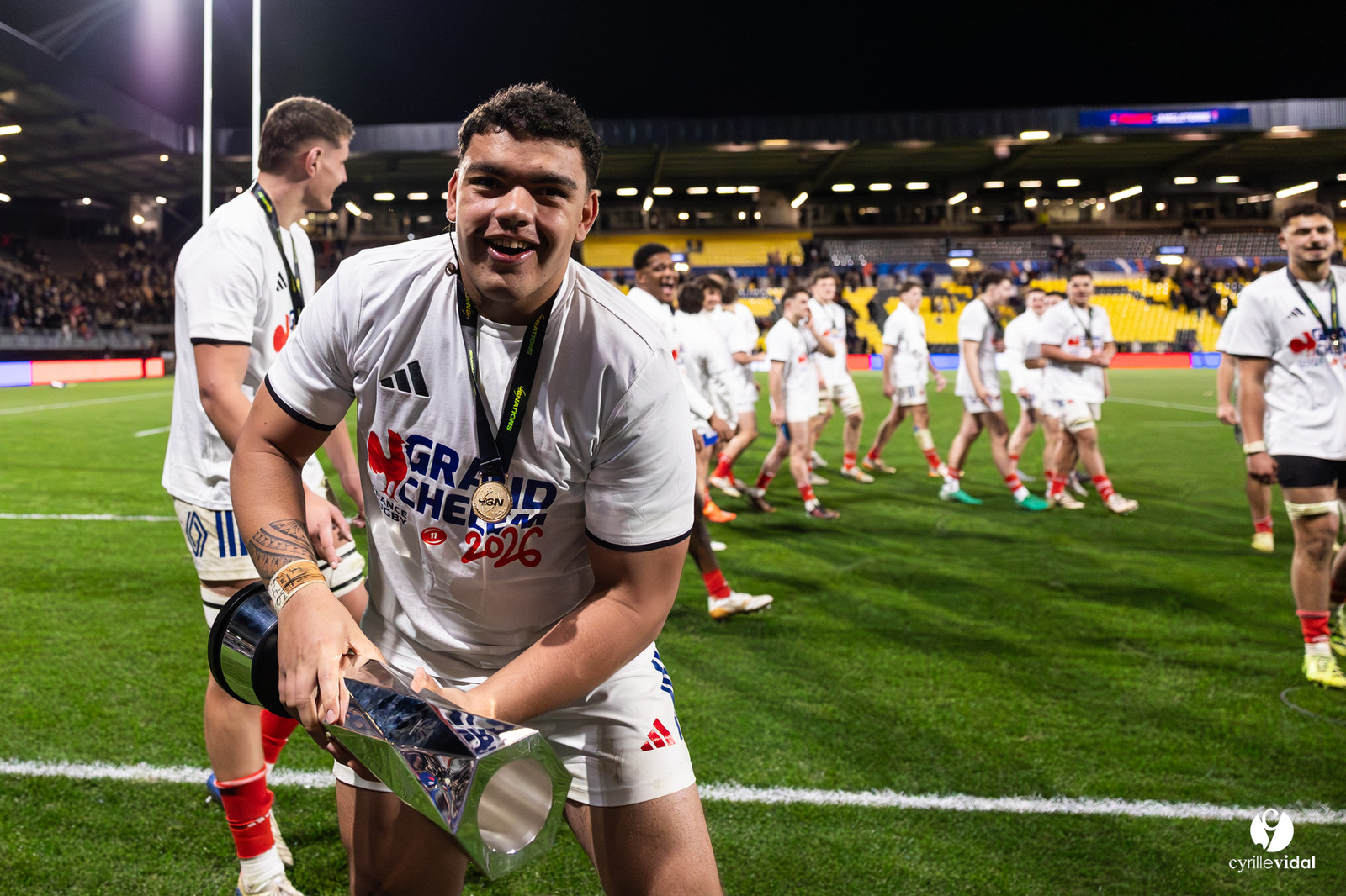 Grand chelem du XV de France U20 dans le tournoi des 6 nations après la victoire 31-28 contre l'Angleterre au Stade Marcel Deflandre de La Rochelle