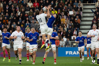 Grand chelem du XV de France U20 dans le tournoi des 6 nations après la victoire 31-28 contre l'Angleterre au Stade Marcel Deflandre de La Rochelle