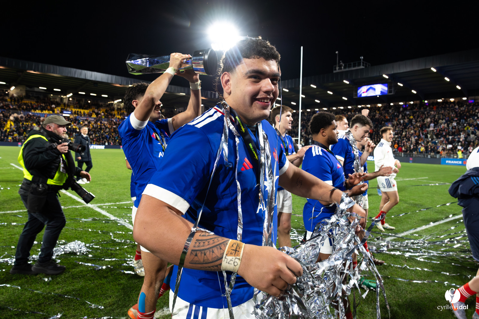 Grand chelem du XV de France U20 dans le tournoi des 6 nations après la victoire 31-28 contre l'Angleterre au Stade Marcel Deflandre de La Rochelle