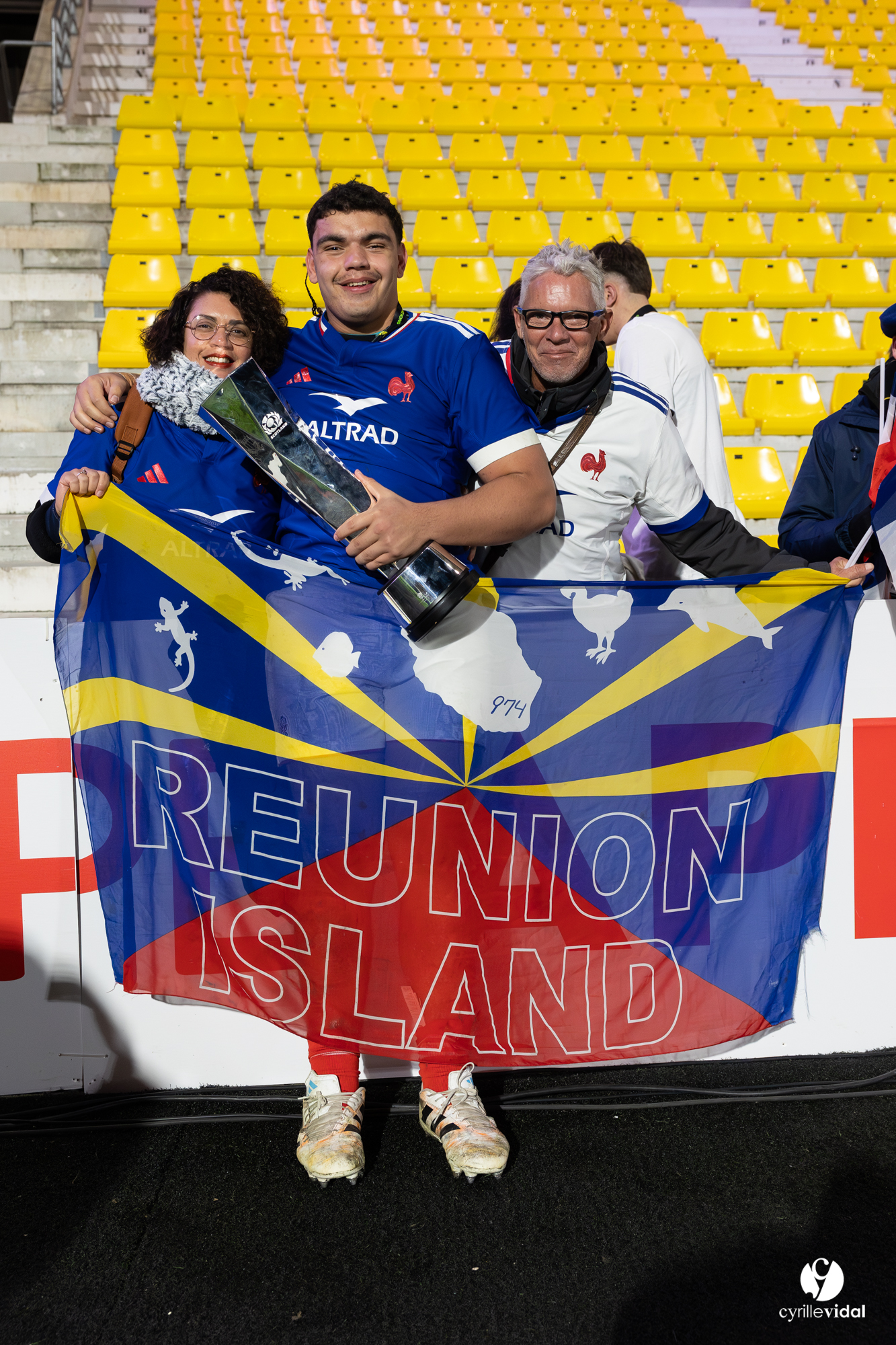 Grand chelem du XV de France U20 dans le tournoi des 6 nations après la victoire 31-28 contre l'Angleterre au Stade Marcel Deflandre de La Rochelle