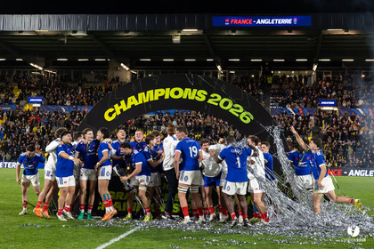 Grand chelem du XV de France U20 dans le tournoi des 6 nations après la victoire 31-28 contre l'Angleterre au Stade Marcel Deflandre de La Rochelle