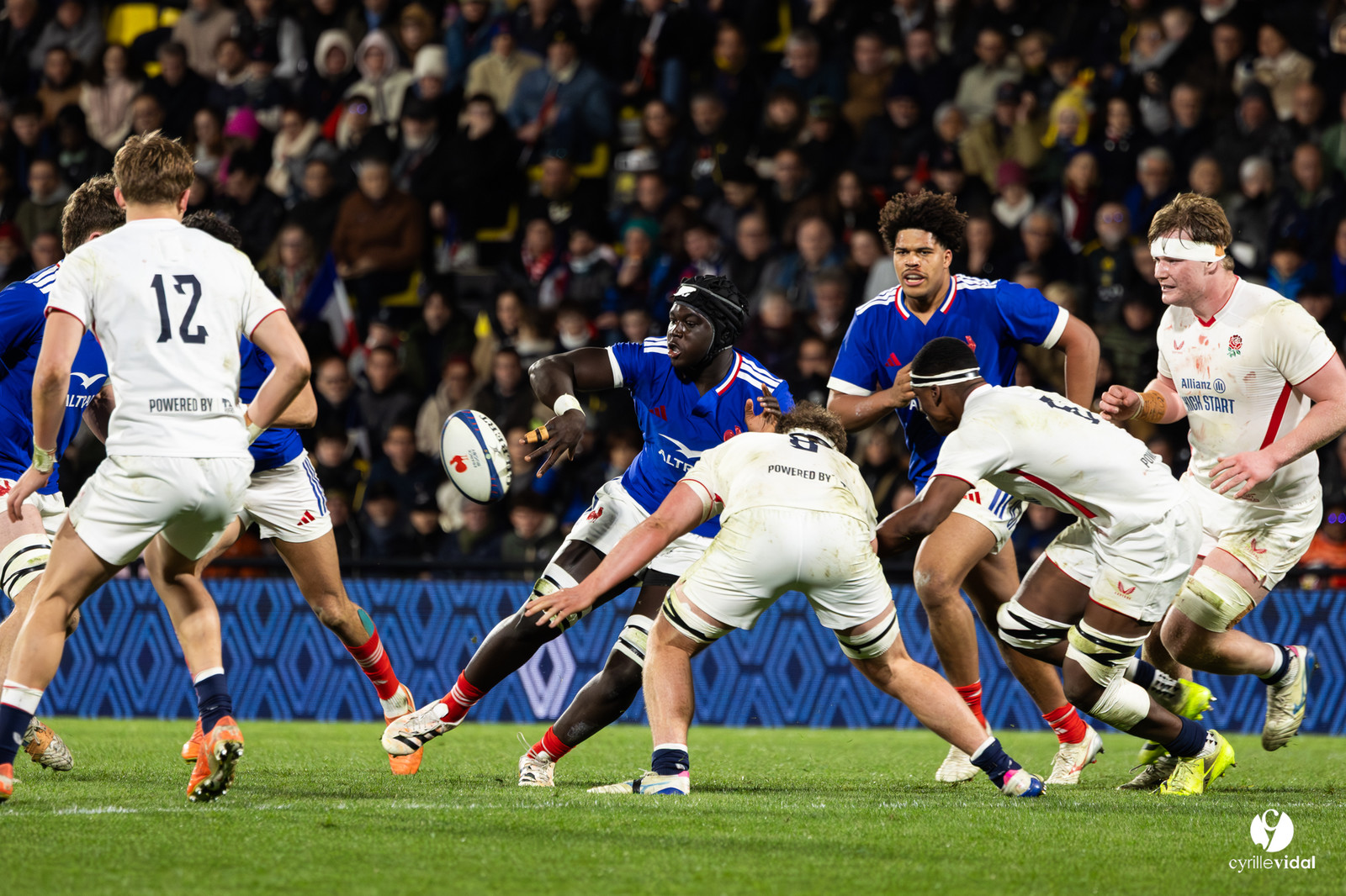 Grand chelem du XV de France U20 dans le tournoi des 6 nations après la victoire 31-28 contre l'Angleterre au Stade Marcel Deflandre de La Rochelle