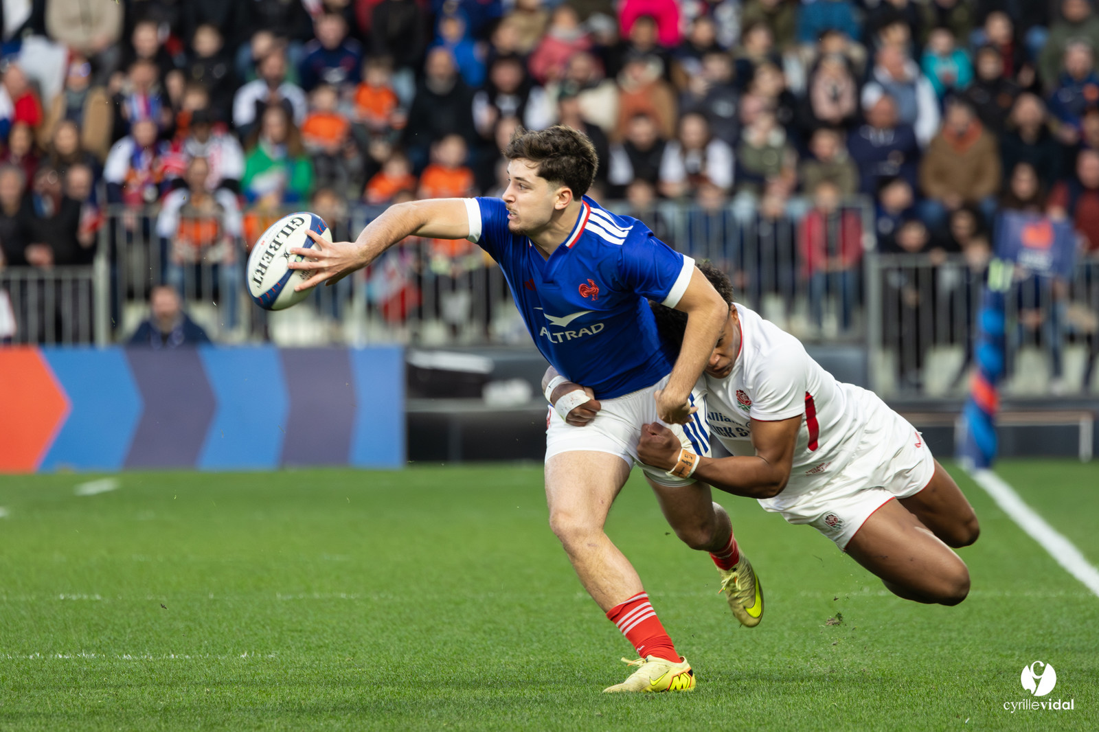 Grand chelem du XV de France U20 dans le tournoi des 6 nations après la victoire 31-28 contre l'Angleterre au Stade Marcel Deflandre de La Rochelle