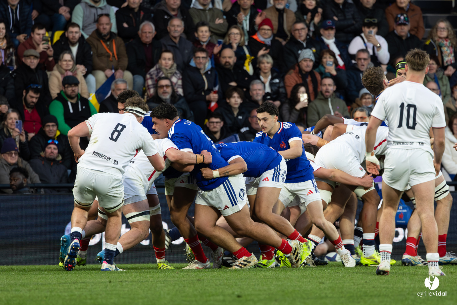Grand chelem du XV de France U20 dans le tournoi des 6 nations après la victoire 31-28 contre l'Angleterre au Stade Marcel Deflandre de La Rochelle