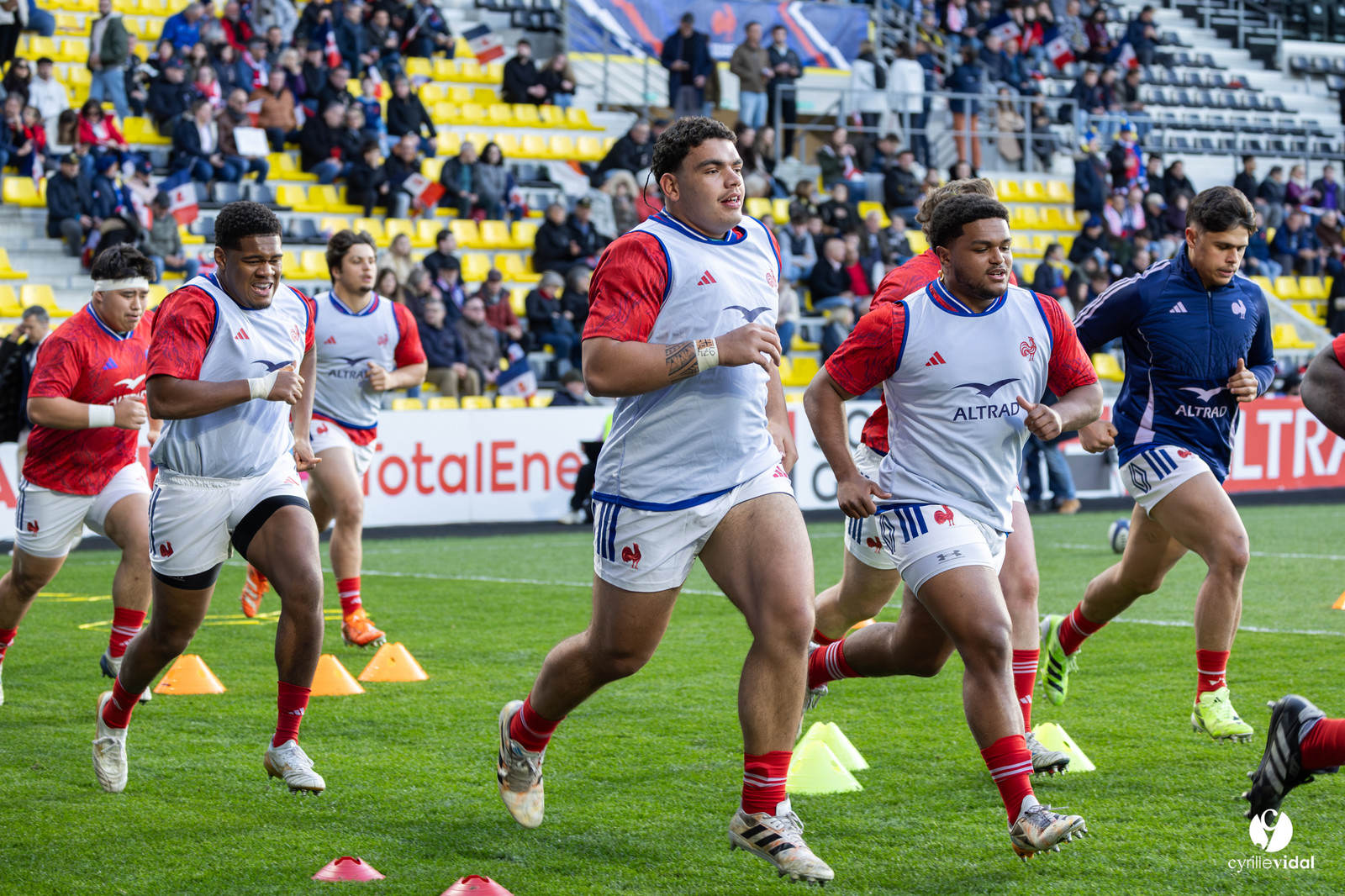 Grand chelem du XV de France U20 dans le tournoi des 6 nations après la victoire 31-28 contre l'Angleterre au Stade Marcel Deflandre de La Rochelle