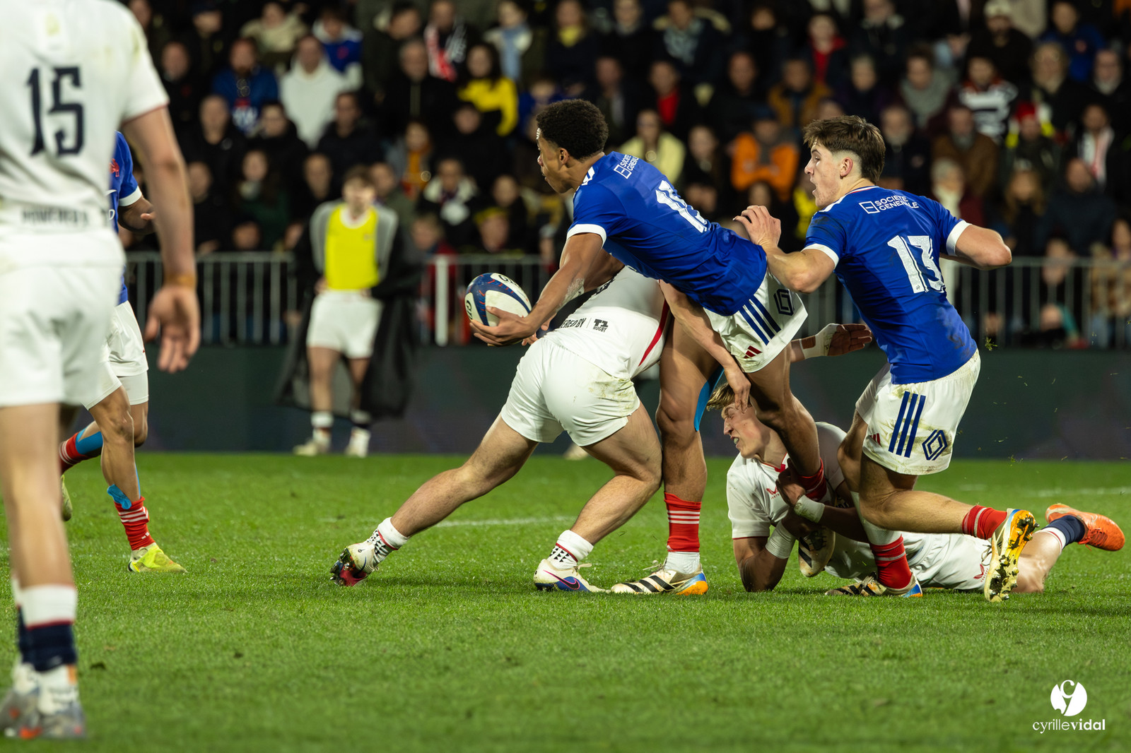 Grand chelem du XV de France U20 dans le tournoi des 6 nations après la victoire 31-28 contre l'Angleterre au Stade Marcel Deflandre de La Rochelle
