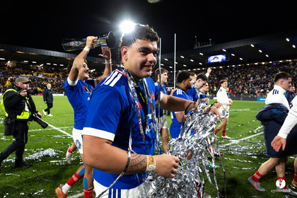 Grand chelem du XV de France U20 dans le tournoi des 6 nations après la victoire 31-28 contre l'Angleterre au Stade Marcel Deflandre de La Rochelle